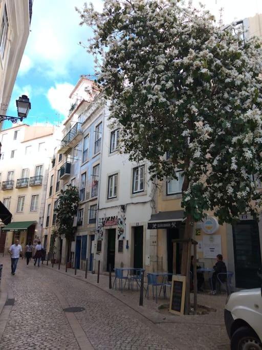 Lx Townhouse Ideal For Big Groups Prime Location Trendy Street Lissabon Buitenkant foto
